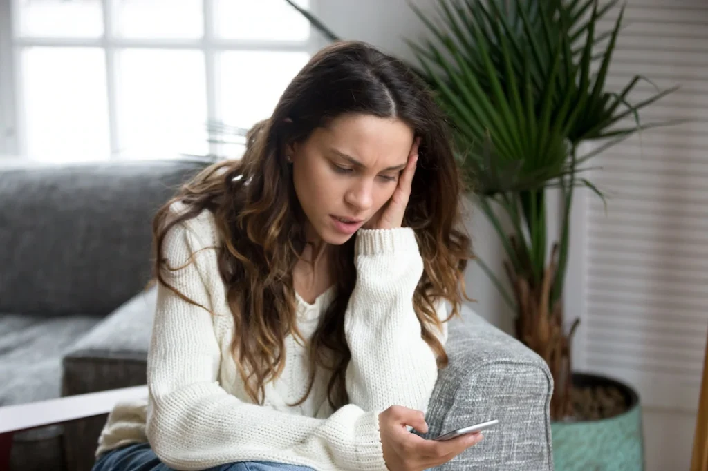 A person uses social media.
